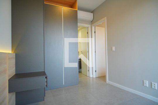 Quarto  de apartamento à venda com 1 quarto, 62m² em Boa Vista, Porto Alegre