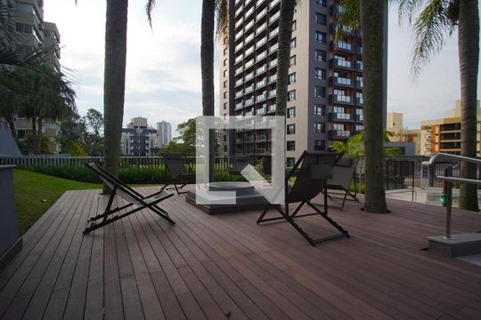 Área comum de apartamento à venda com 1 quarto, 62m² em Boa Vista, Porto Alegre