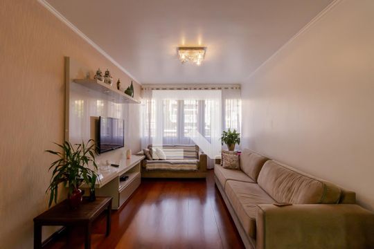 Sala de Estar de casa à venda com 4 quartos, 150m² em Bosque da Saúde, São Paulo
