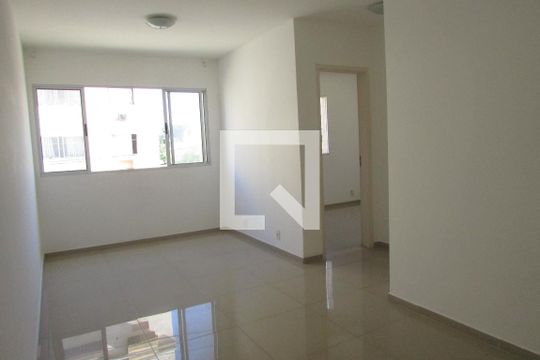 Apartamento para alugar com 2 quartos, 52m² em Inhoaíba, Rio de Janeiro