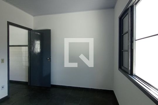 Sala/Quarto de casa para alugar com 1 quarto, 35m² em Vila Londrina, São Paulo