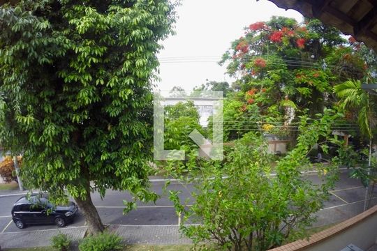 Vista Quarto 1 de casa de condomínio para alugar com 3 quartos, 107m² em Anil, Rio de Janeiro