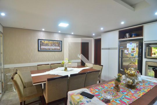 Cozinha de casa para alugar com 5 quartos, 340m² em Nossa Senhora das Gracas, Canoas