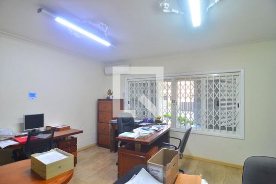 Sala de casa para alugar com 5 quartos, 340m² em Nossa Senhora das Gracas, Canoas
