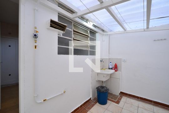 Área de Serviço de apartamento para alugar com 2 quartos, 80m² em Mirandópolis, São Paulo