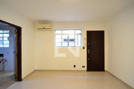 Sala de apartamento para alugar com 2 quartos, 80m² em Mirandópolis, São Paulo