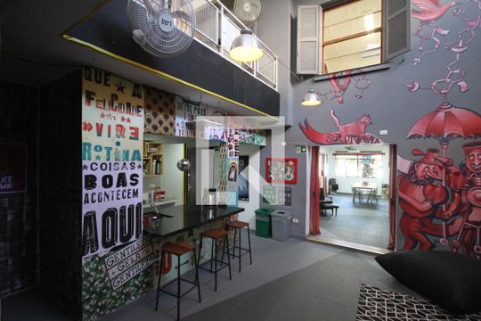 Quintal de casa à venda com 4 quartos, 220m² em Vila Mariana, São Paulo