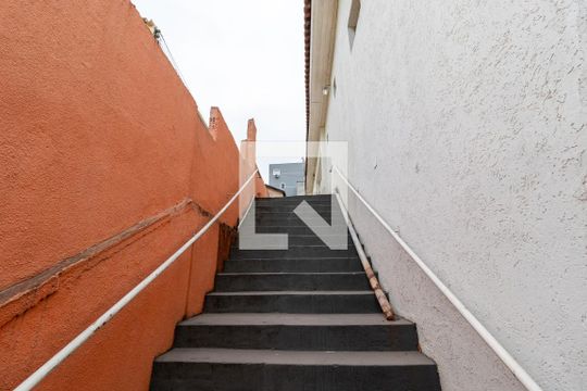 Escada para Garagem de casa à venda com 2 quartos, 140m² em Água Fria, São Paulo