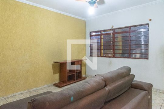 Sala de casa à venda com 6 quartos, 193m² em Jardim Garcia, Campinas