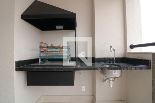Varanda gourmet e Area de serviço   de apartamento para alugar com 2 quartos, 69m² em Mooca, São Paulo
