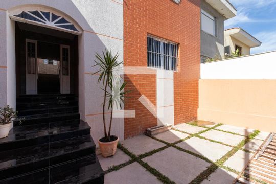 Garagem de casa à venda com 3 quartos, 263m² em Jardim Picolo, São Paulo