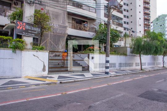 Fachada de apartamento para alugar com 2 quartos, 95m² em Jardim Las Palmas, Guarujá