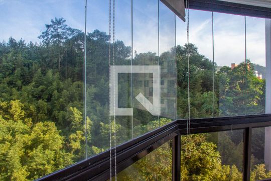 Vista da Suíte de apartamento para alugar com 2 quartos, 95m² em Jardim Las Palmas, Guarujá