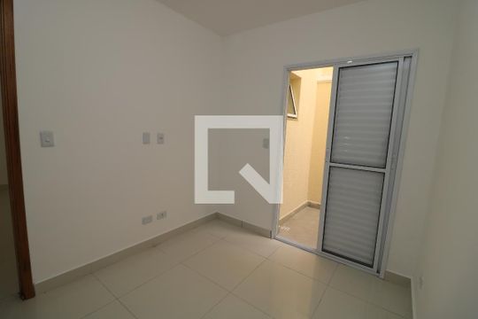Quarto de casa para alugar com 2 quartos, 50m² em Jardim Imperador (zona Leste), São Paulo