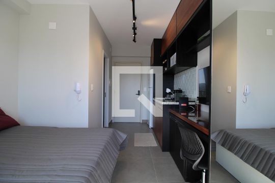 Studio de kitnet/studio para alugar com 1 quarto, 22m² em Jardim das Acacias, São Paulo