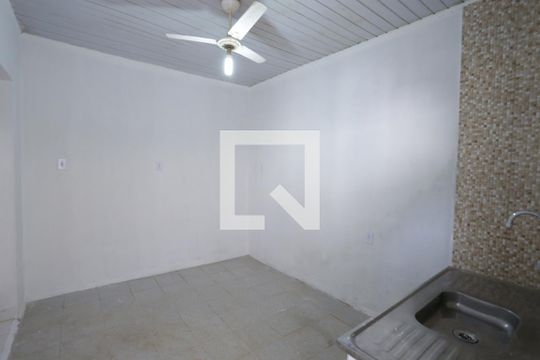 Cozinha de casa para alugar com 1 quarto, 30m² em Jardim Nordeste, São Paulo