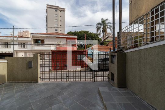 Vista da Sala de casa para alugar com 2 quartos, 65m² em Vila Pauliceia, São Paulo