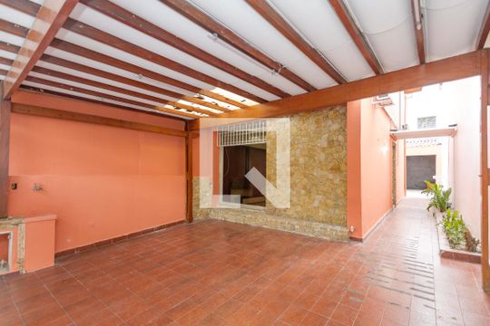 Garagem de casa à venda com 2 quartos, 100m² em Campo Belo, São Paulo