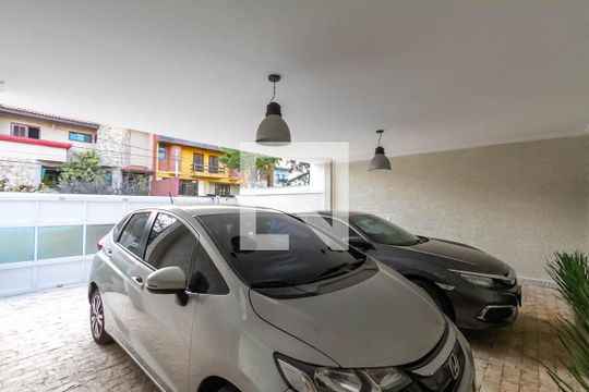 Garagem de casa à venda com 4 quartos, 380m² em Dos Casa, São Bernardo do Campo
