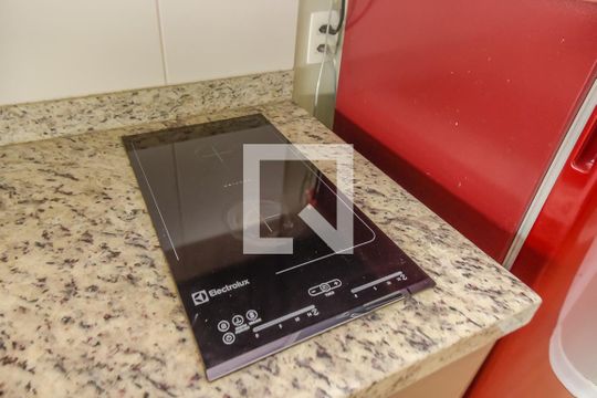 Cozinha de apartamento para alugar com 1 quarto, 50m² em Bela Vista, São Paulo