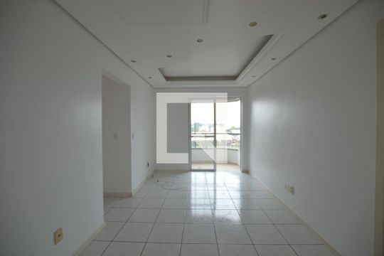 Sala de apartamento à venda com 2 quartos, 62m² em Cavalhada, Porto Alegre