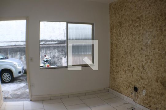 Sala de casa para alugar com 2 quartos, 120m² em Curicica, Rio de Janeiro