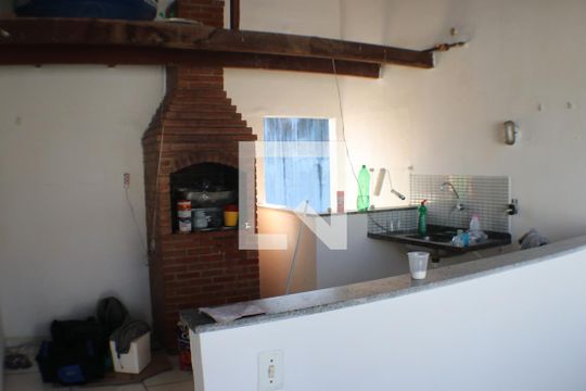 Churrasqueira de casa para alugar com 2 quartos, 120m² em Curicica, Rio de Janeiro