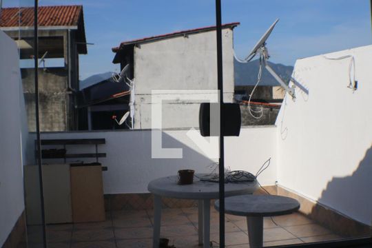 Terraço de casa para alugar com 2 quartos, 120m² em Curicica, Rio de Janeiro