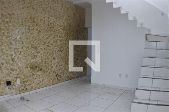 Casa para alugar com 2 quartos, 120m² em Curicica, Rio de Janeiro