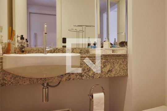Lavabo de apartamento à venda com 4 quartos, 200m² em Jardim Ampliação, São Paulo