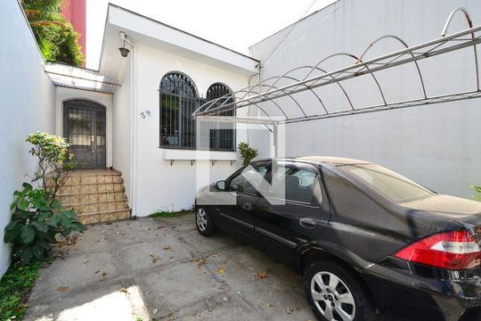 Fachada da Casa de casa à venda com 3 quartos, 120m² em Vila Gumercindo, São Paulo