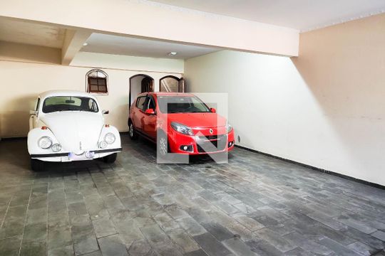 Garagem de casa para alugar com 4 quartos, 353m² em Vila Curuçá, Santo André