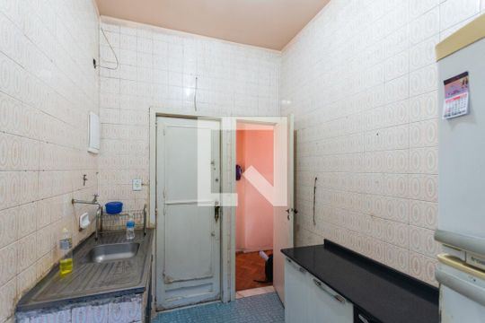 Cozinha e Área de Serviço de apartamento à venda com 2 quartos, 56m² em Benfica, Rio de Janeiro