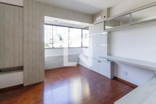 Quarto 1 de apartamento para alugar com 3 quartos, 245m² em Mont’serrat, Porto Alegre