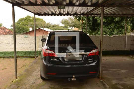 Garagem de apartamento para alugar com 2 quartos, 62m² em Nonoai, Porto Alegre