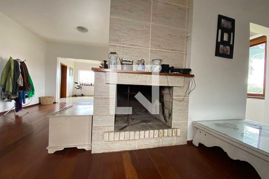 Sala 2 de casa à venda com 6 quartos, 600m² em Hamburgo Velho, Novo Hamburgo