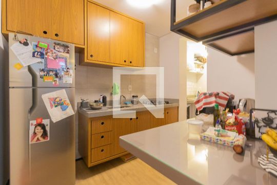 Cozinha de apartamento para alugar com 2 quartos, 75m² em Parque Residencial Aquarius, São José dos Campos