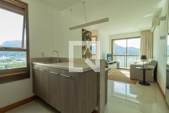 Cozinha de apartamento à venda com 1 quarto, 36m² em Jacarepaguá, Rio de Janeiro