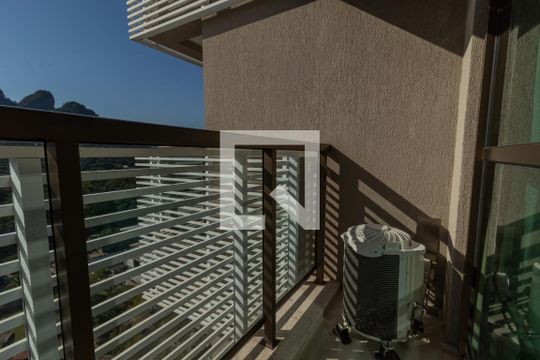 varanda de apartamento à venda com 1 quarto, 36m² em Jacarepaguá, Rio de Janeiro