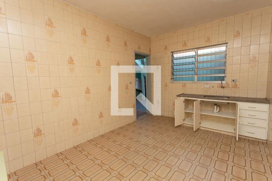 Cozinha  de casa para alugar com 3 quartos, 82m² em Serraria, Diadema