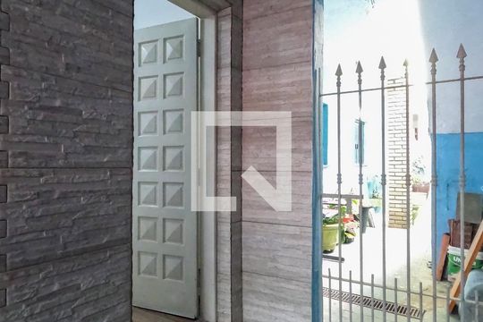 Entrada de casa para alugar com 2 quartos, 90m² em Vila Florida, Guarulhos