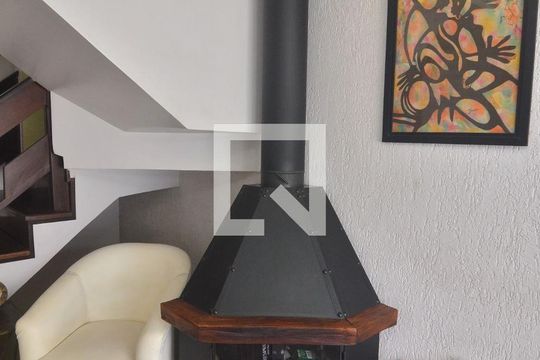 Lareira de casa à venda com 4 quartos, 292m² em Estância Velha, Canoas