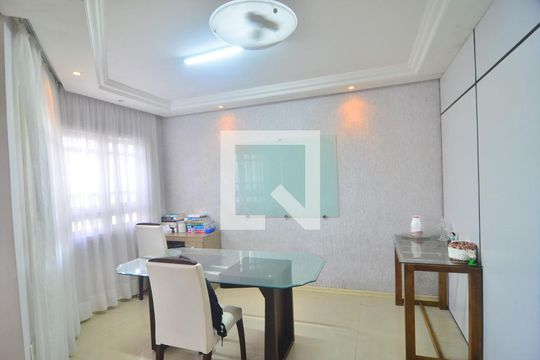 Sala de casa à venda com 4 quartos, 292m² em Estância Velha, Canoas
