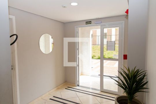 Hall social de apartamento à venda com 2 quartos, 41m² em Jardim Campanario, Diadema