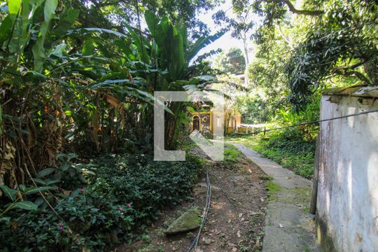 Quintal de casa à venda com 1 quarto, 80m² em Tijuca, Rio de Janeiro