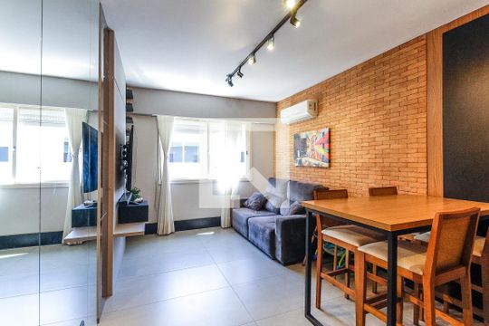 Apartamento à venda com 2 quartos, 63m² em Boa Vista, Porto Alegre