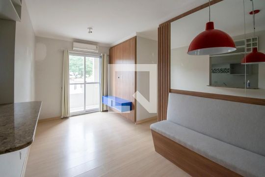 Apartamento à venda com 3 quartos, 75m² em Teresópolis, Porto Alegre