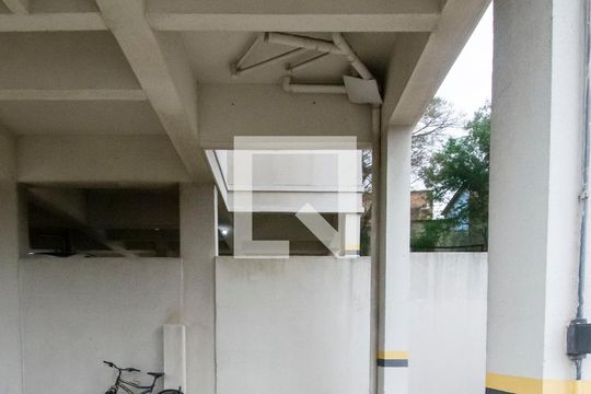 Garagem de apartamento à venda com 3 quartos, 75m² em Teresópolis, Porto Alegre