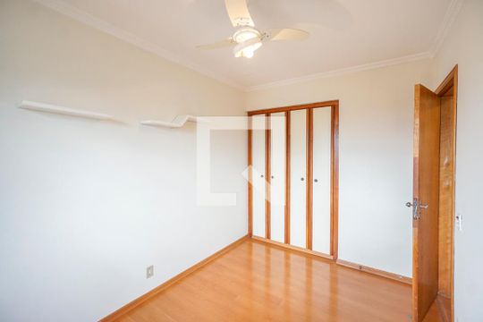 Quarto de apartamento à venda com 2 quartos, 128m² em Penha de França, São Paulo