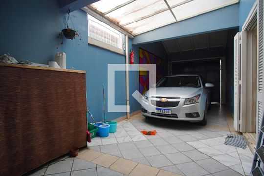 Garagem de casa à venda com 4 quartos, 168m² em Jardim Itu, Porto Alegre